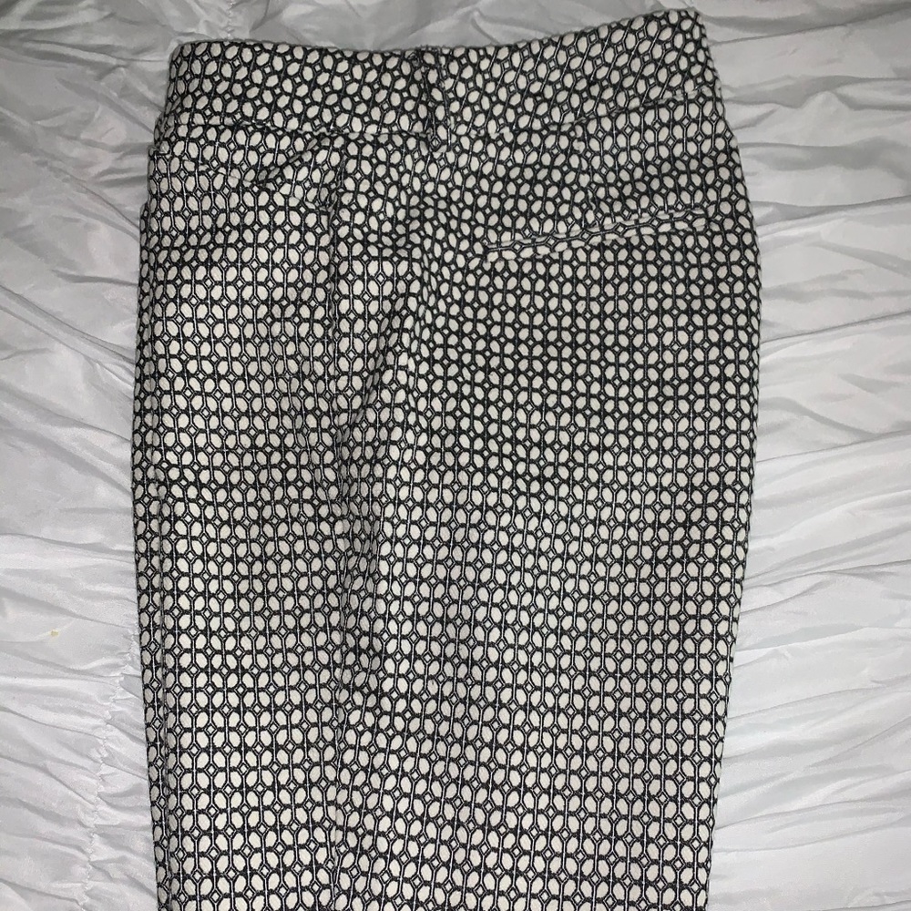 Express pants - Picture 2 of 3